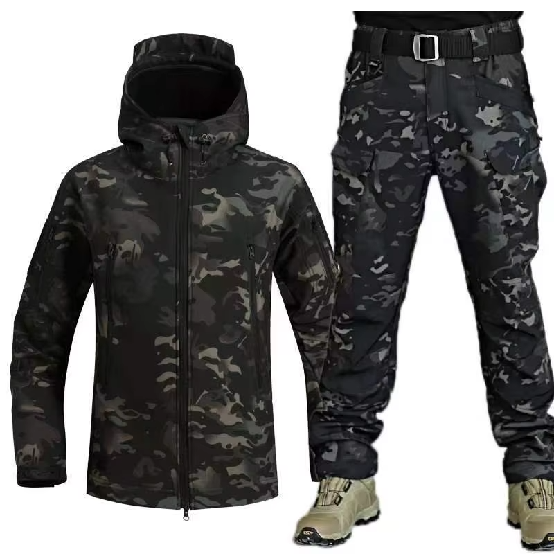 StrikeForce™ – Tactische Outdoor Set voor Heren (Jas + Broek)